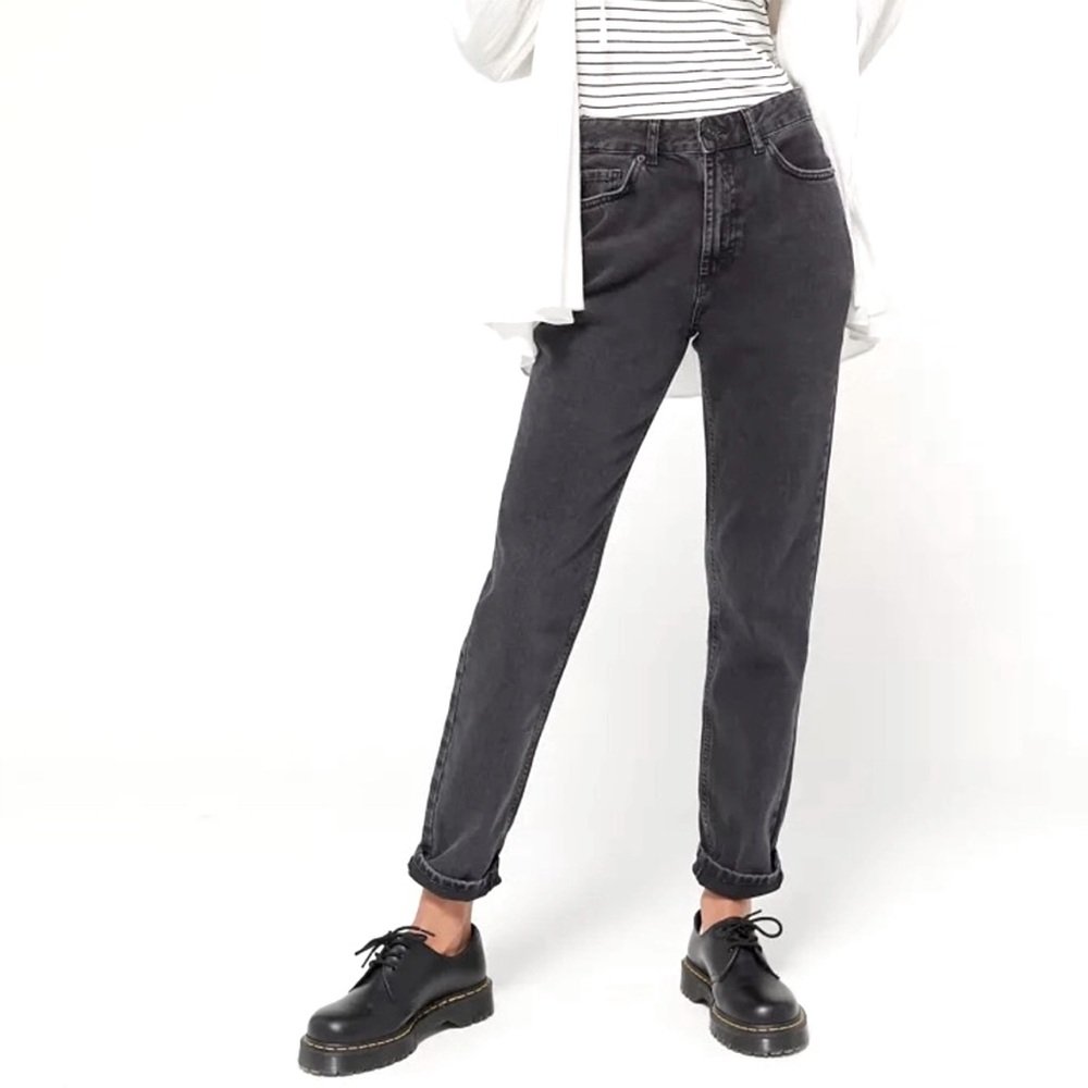 Urban Outfitters BDG Mom Jean - Black • Sz 27